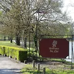 Avec Piscine. Monflanquin